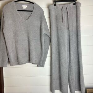 Softies Large Marshmallow Gray V-Neck Sweater and Pants Set